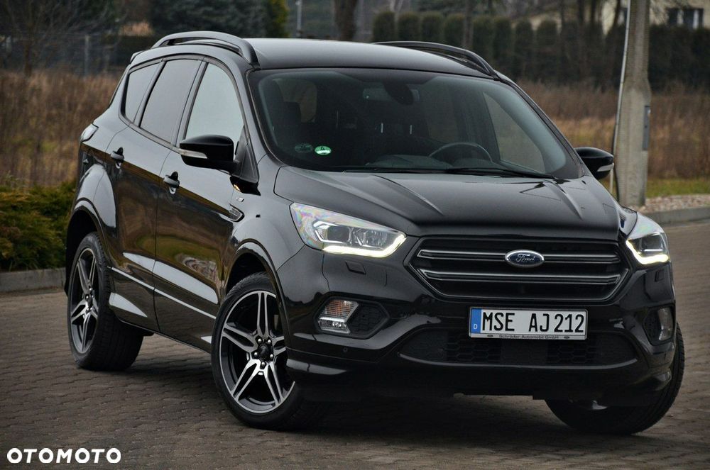 Ford Kuga - 1