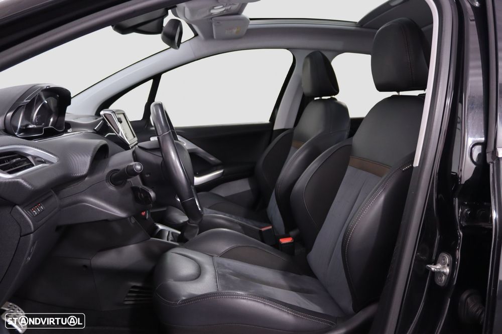 Peugeot 208 1.2 PureTech Allure - 13