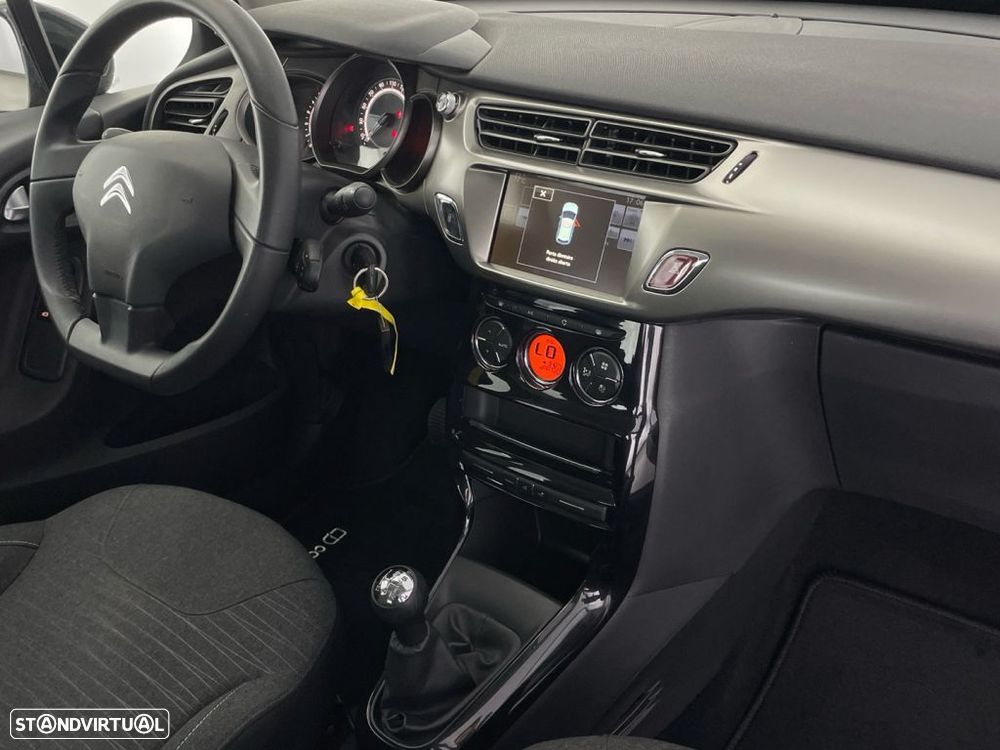 Citroën C3 1.2 PureTech Collection - 24