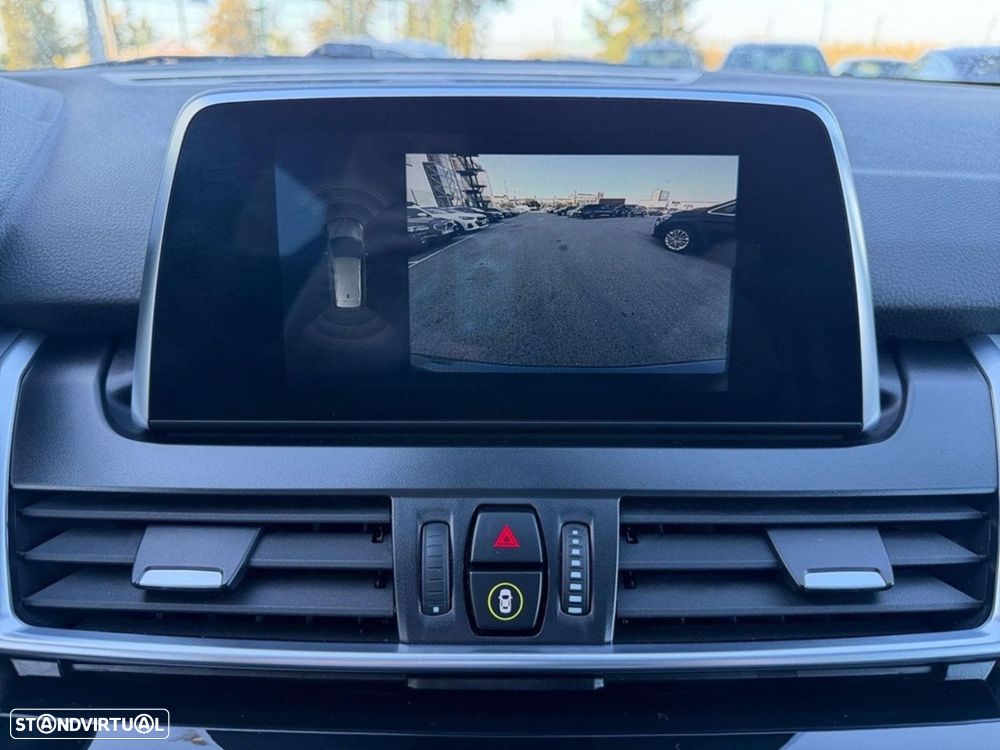 BMW 216 Gran Tourer d 7L Line Sport Auto - 16