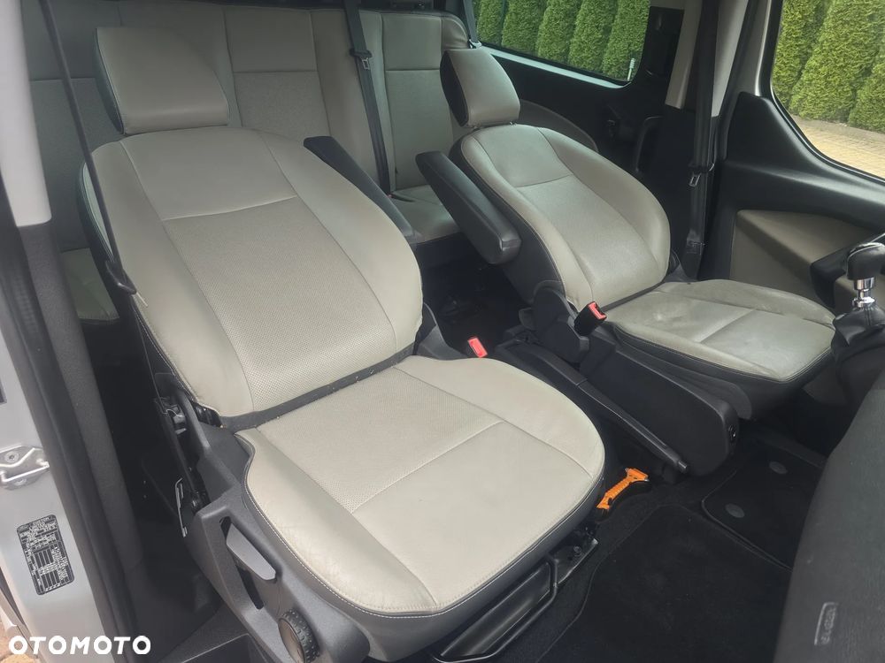 Ford Transit Custom 310 L2H1 Limited - 17