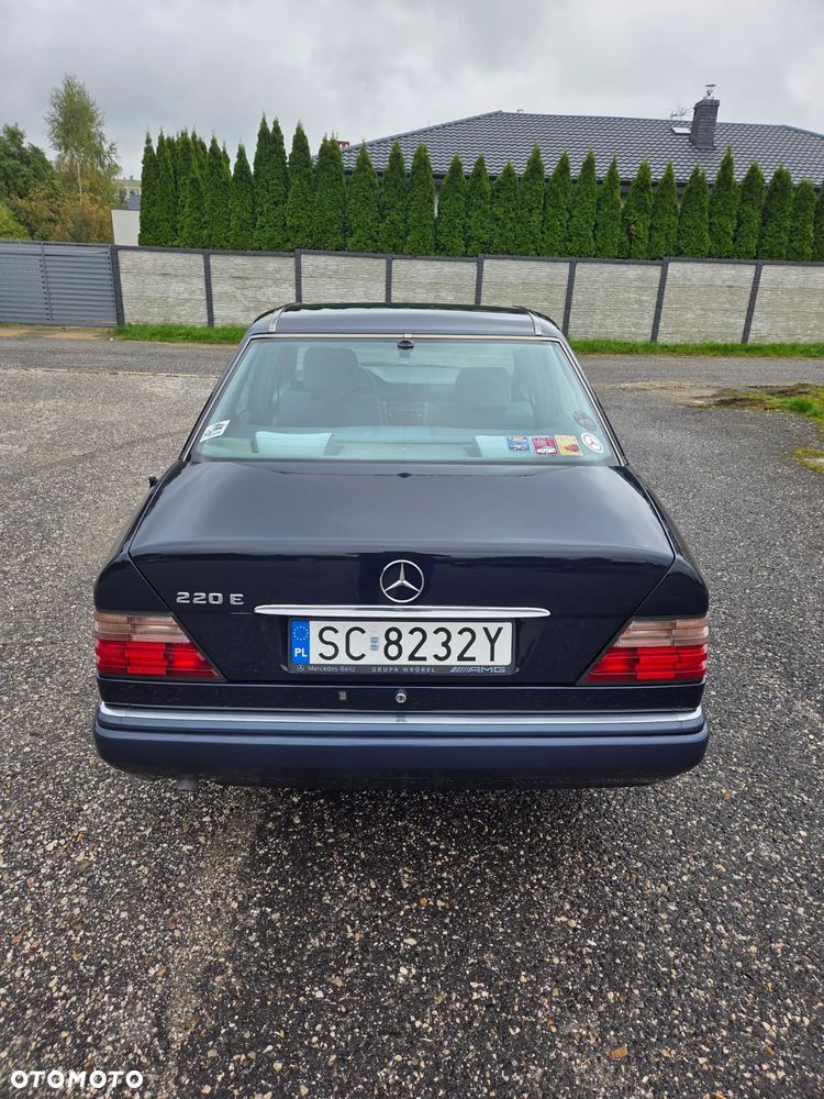Mercedes-Benz Klasa E - 20