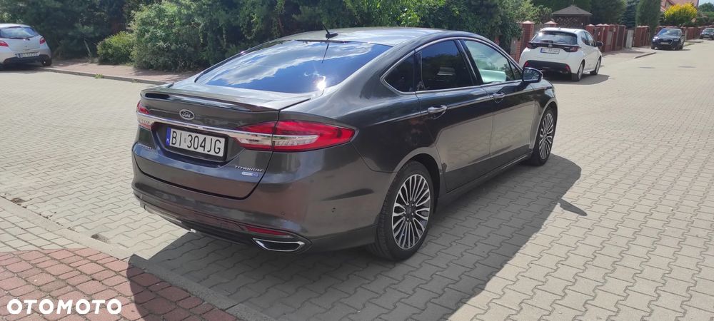 Ford Fusion 2.0 EcoBoost Titanium - 8