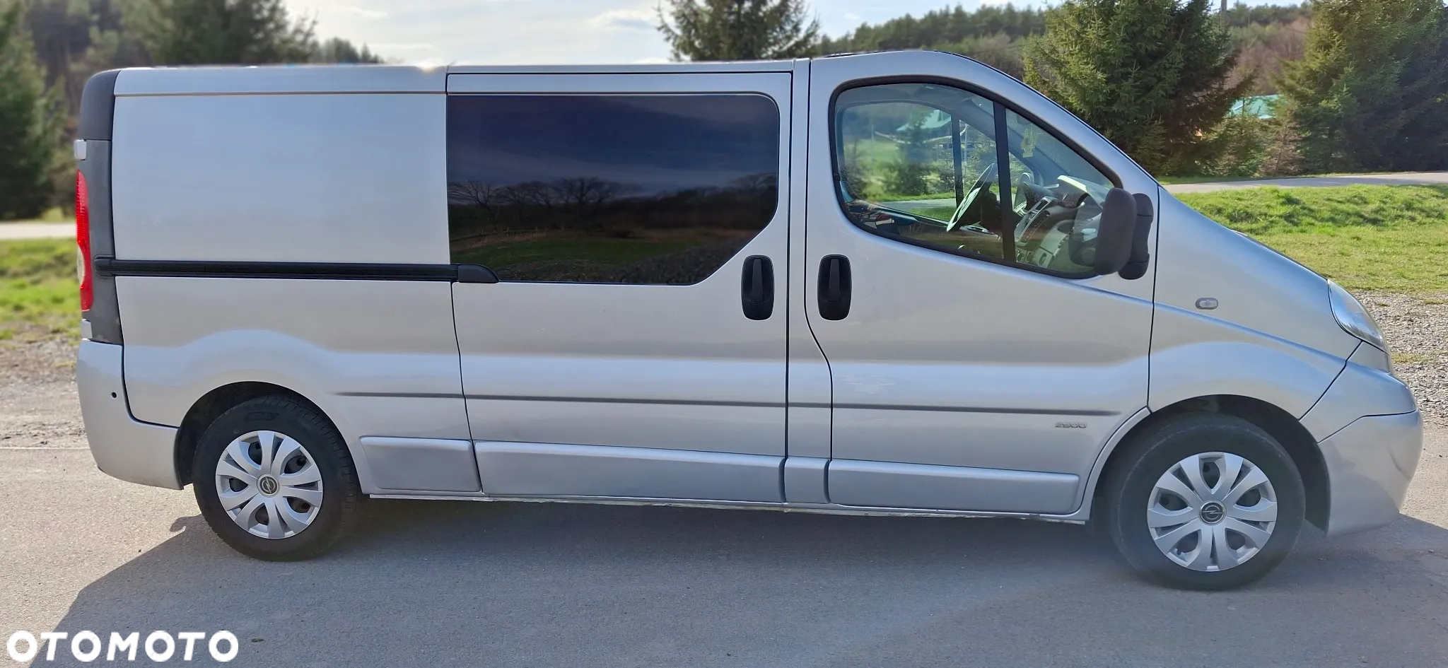Opel Vivaro - 8