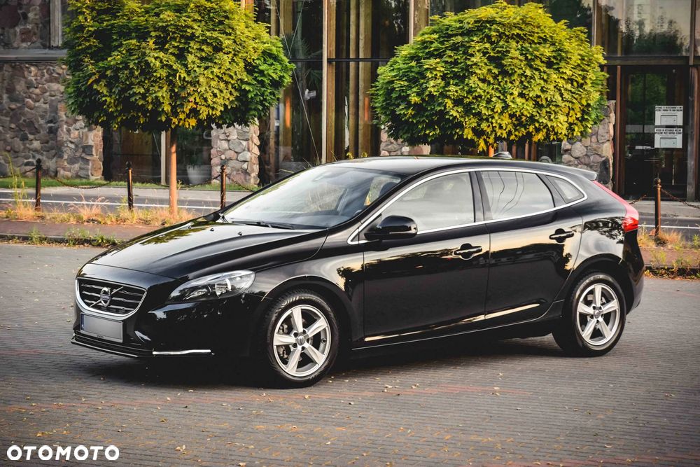 Volvo V40 D2 Momentum - 8