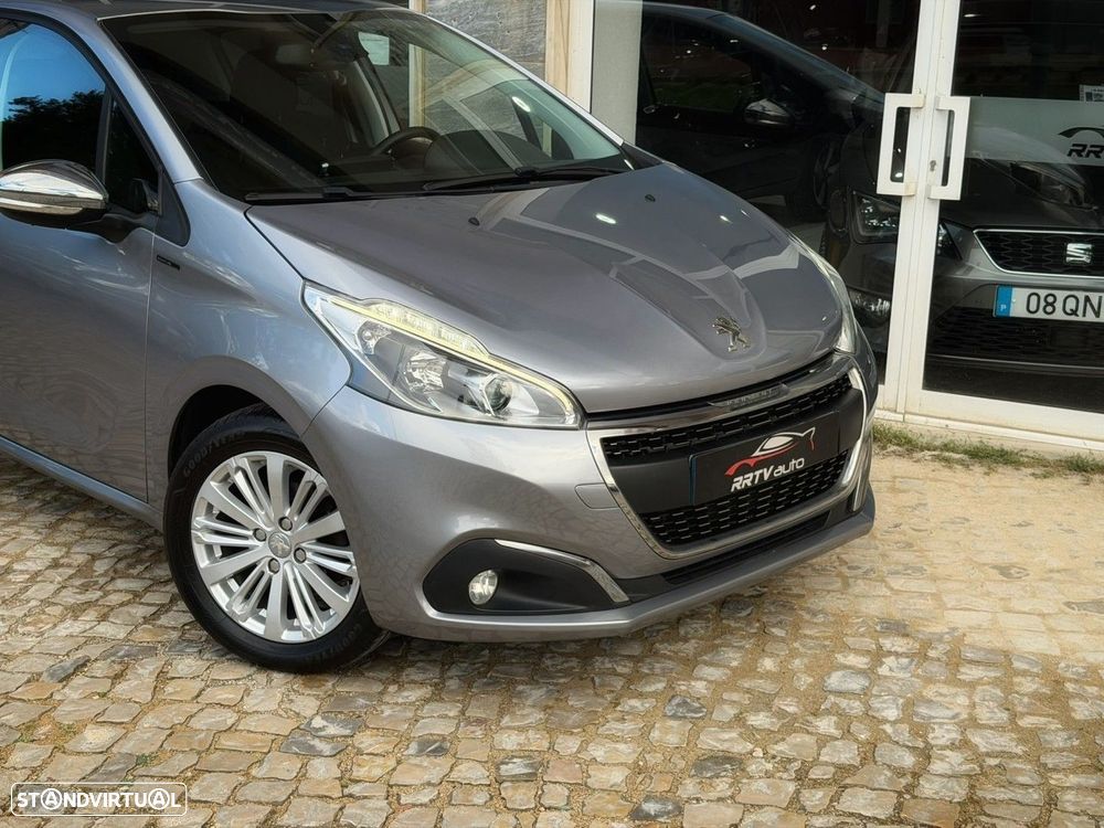 Peugeot 208 1.2 PureTech Signature - 10