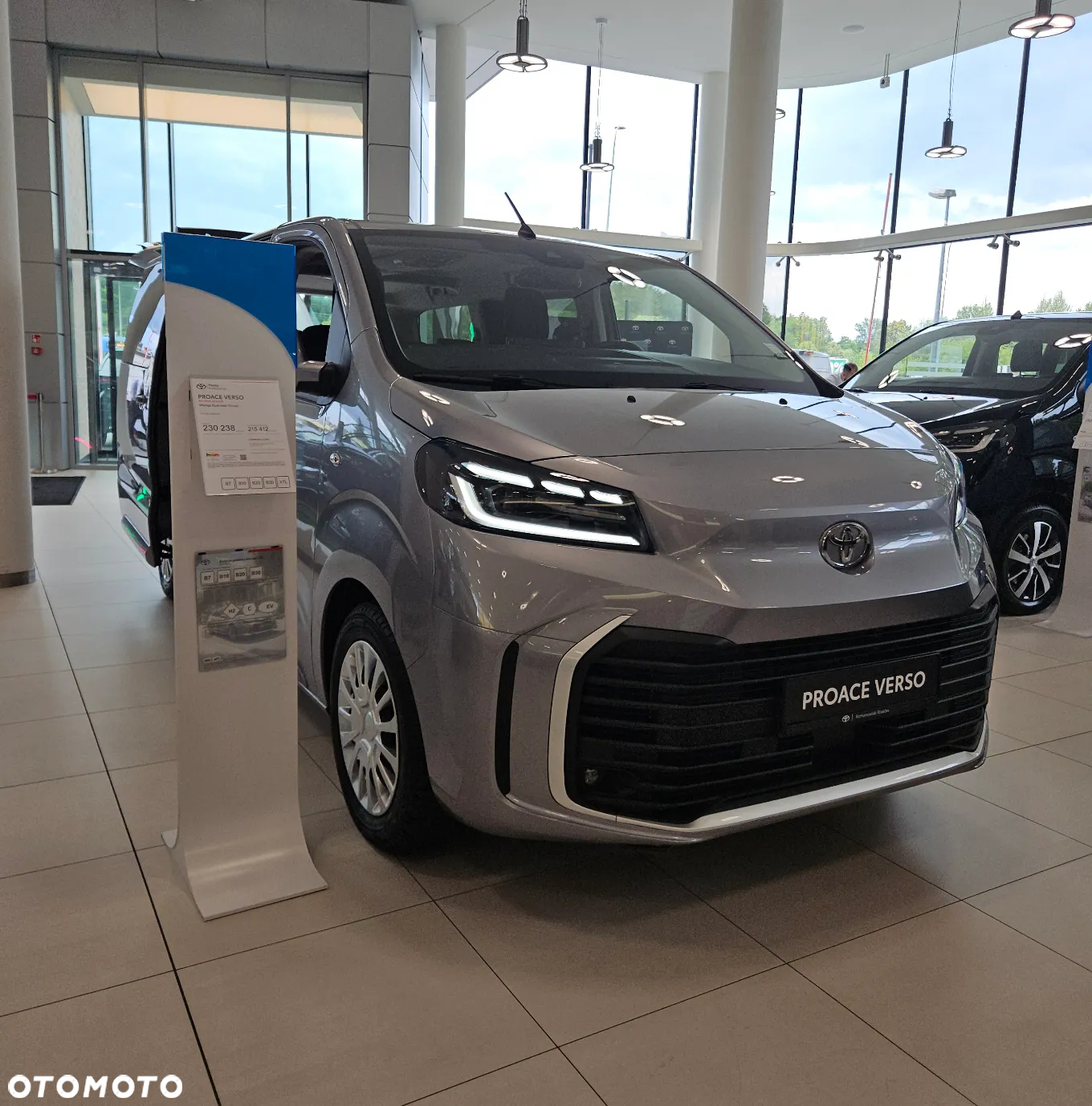 Toyota Proace Verso 2.0 D4-D Long Business - 3