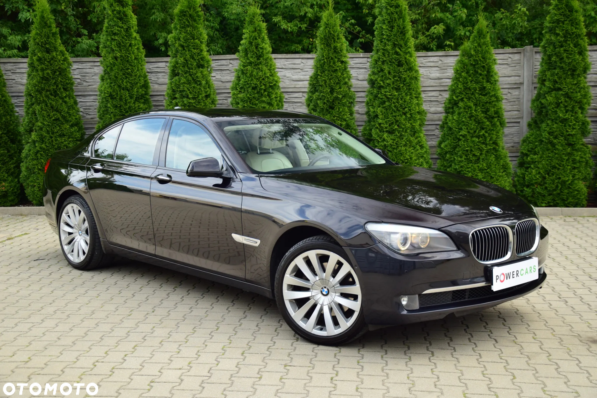 BMW Seria 7 740d - 2