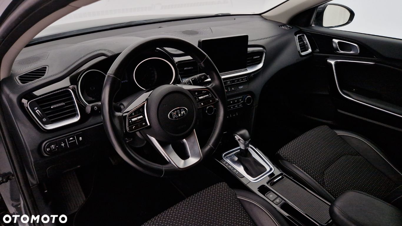 Kia Ceed - 18