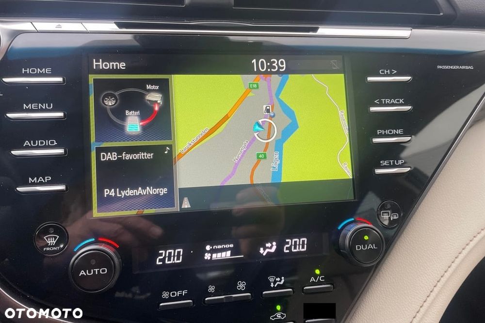 Toyota Camry 2.5 Hybrid Executive CVT - 11
