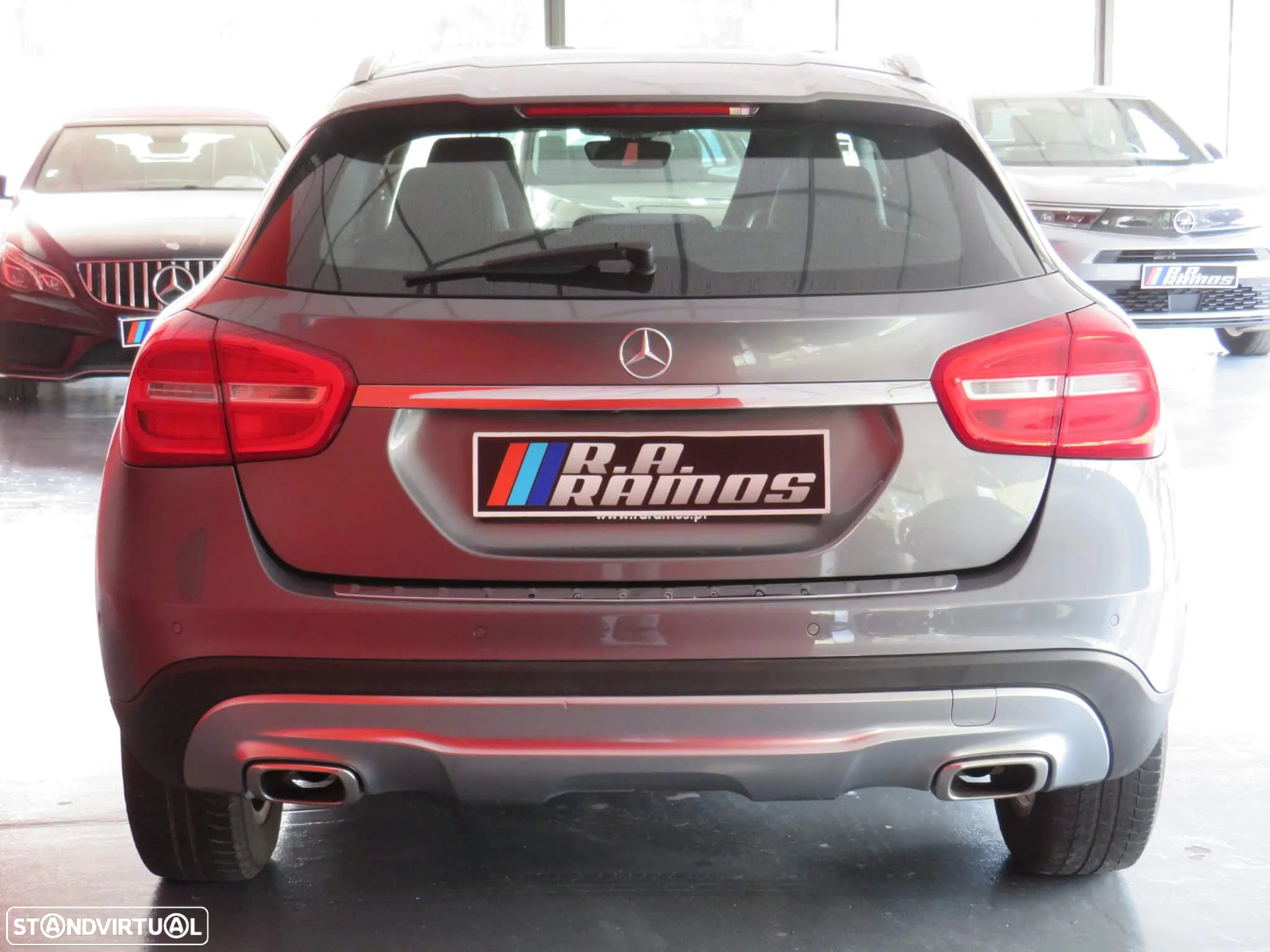 Mercedes-Benz GLA 200 d 7G-DCT Urban - 7