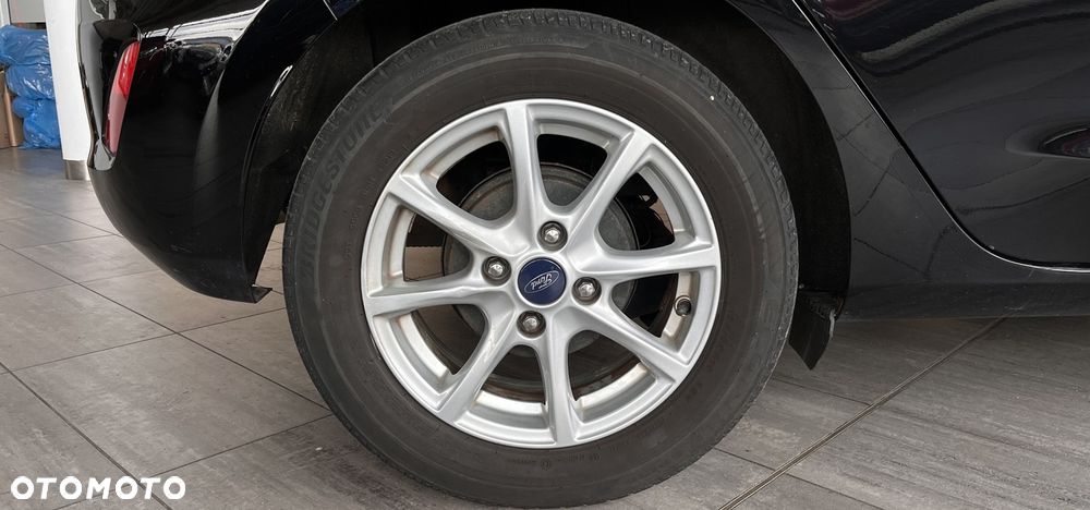 Ford Fiesta 1.1 S&S TITANIUM - 8