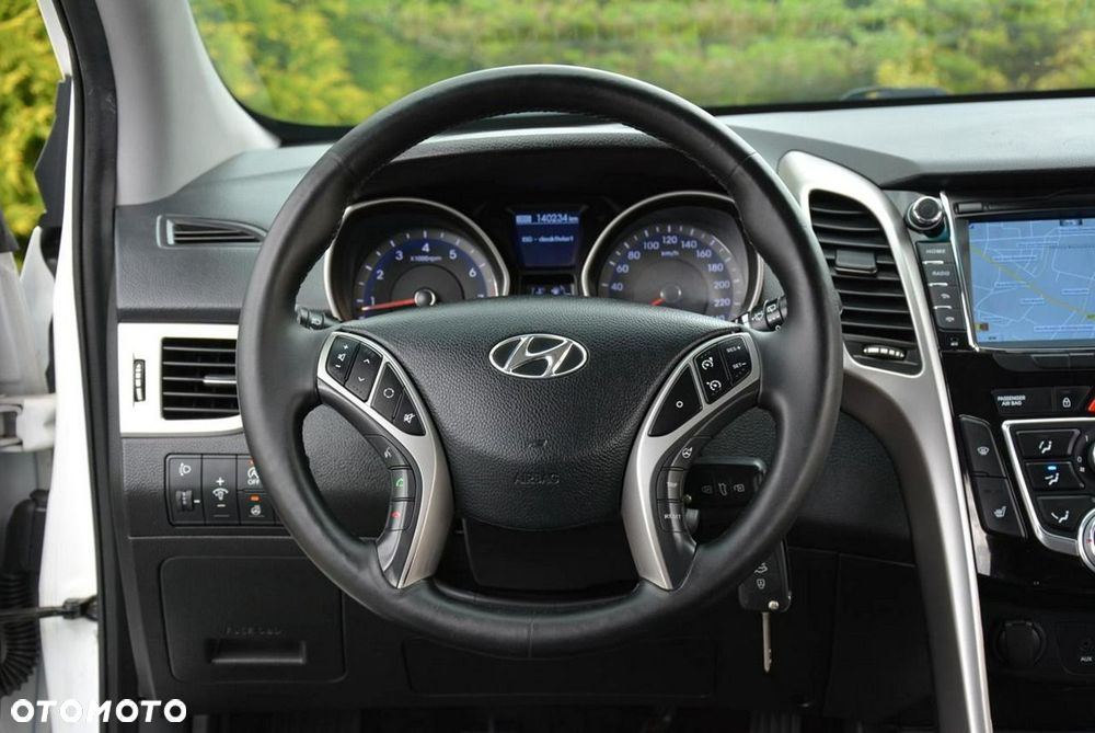 Hyundai i30 1.4 Comfort - 21