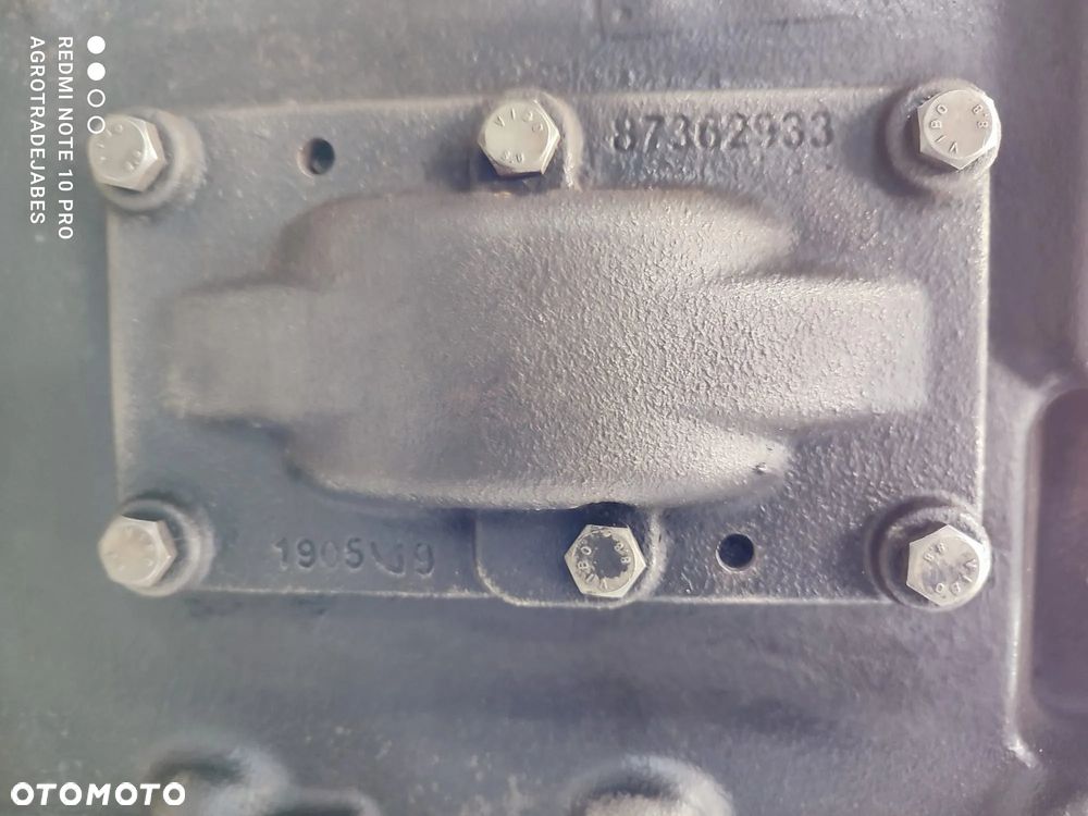 Przekładnia hydrostatyczna Pompa Rexroth R902170519 New Holland T7.210 - 11