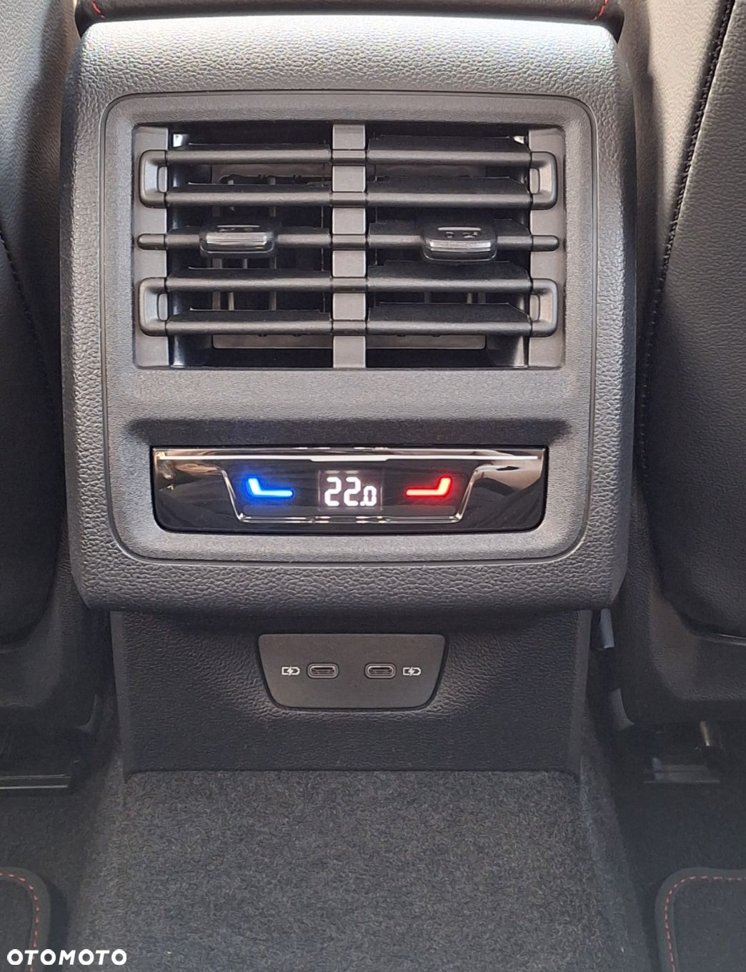 Volkswagen Golf - 28