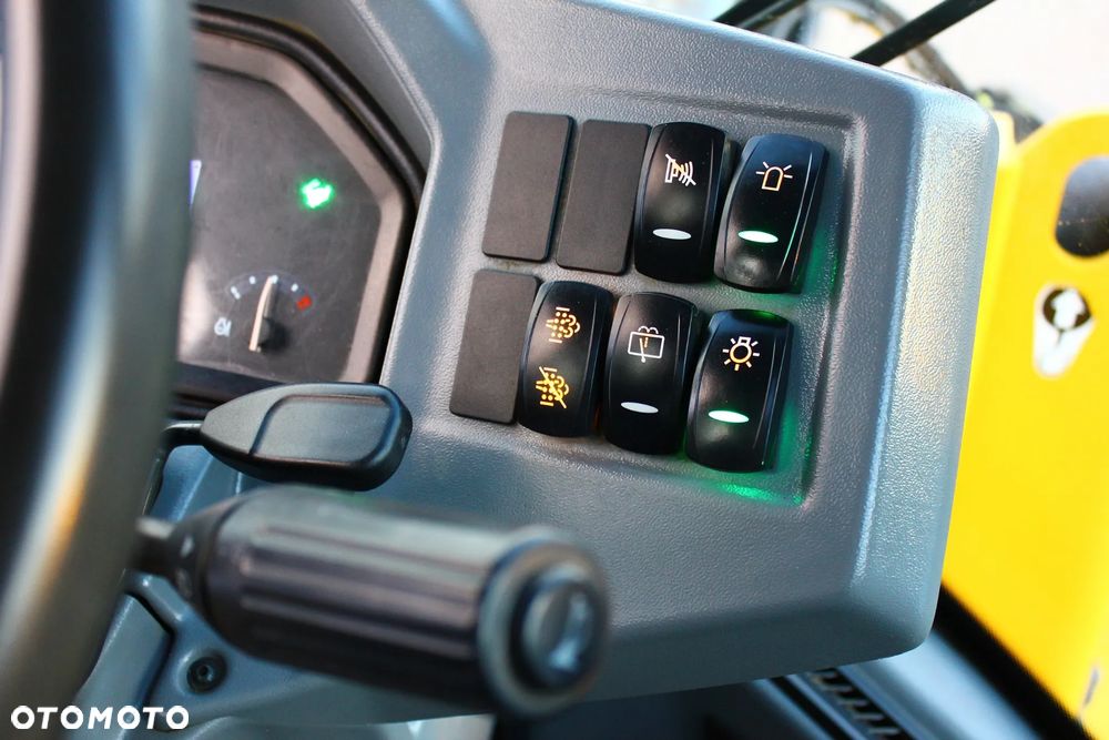 Volvo L30G - 27