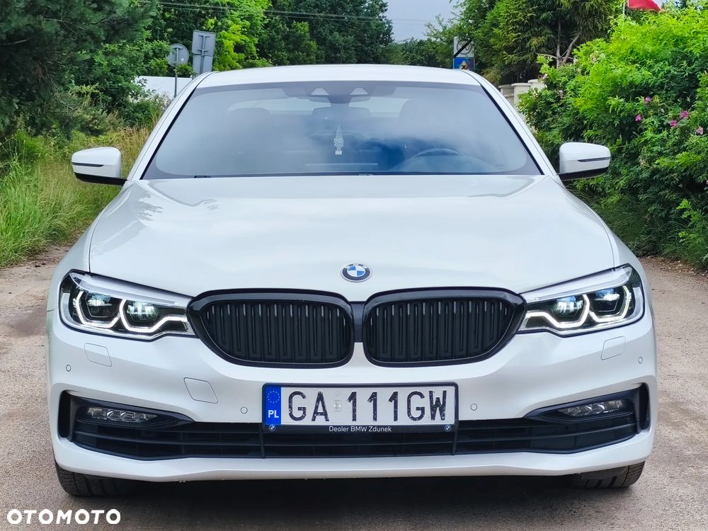 BMW Seria 5 520d Sport Line - 1