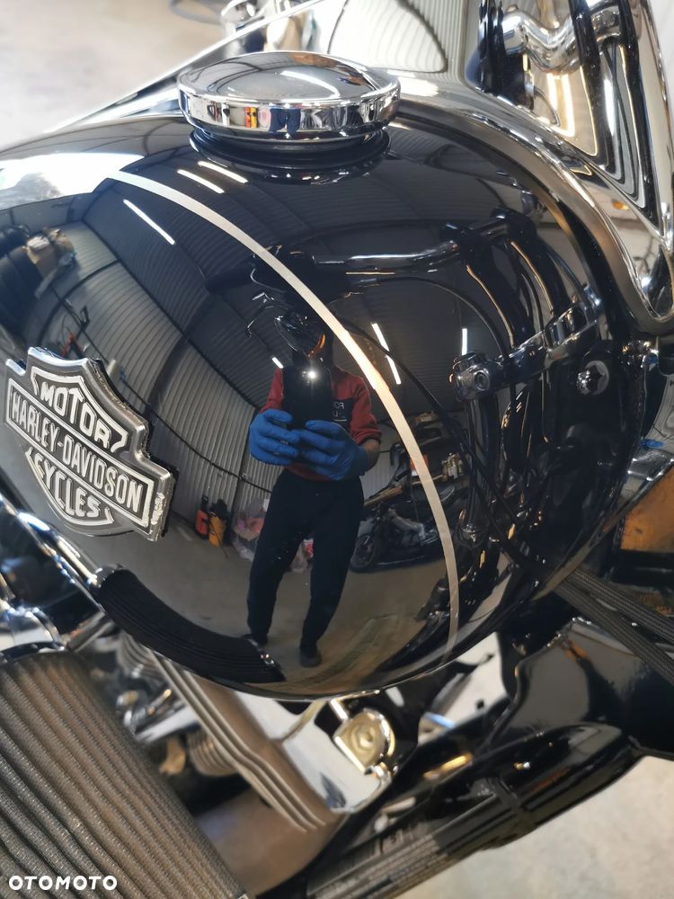 Harley-Davidson Dyna Wide Glide - 8