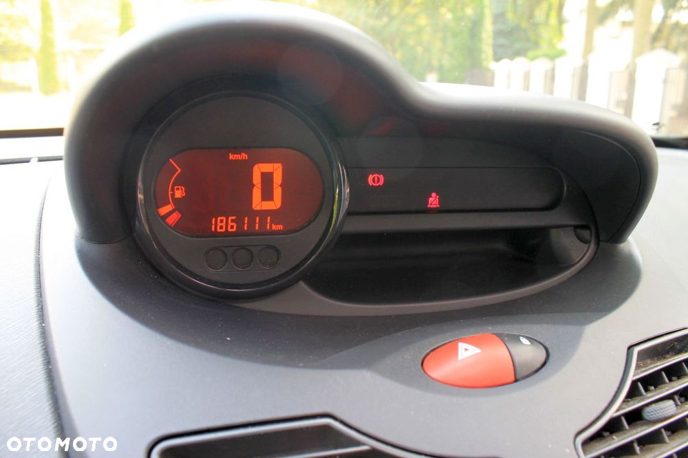 Renault Twingo 1.2 16V Night & Day - 22