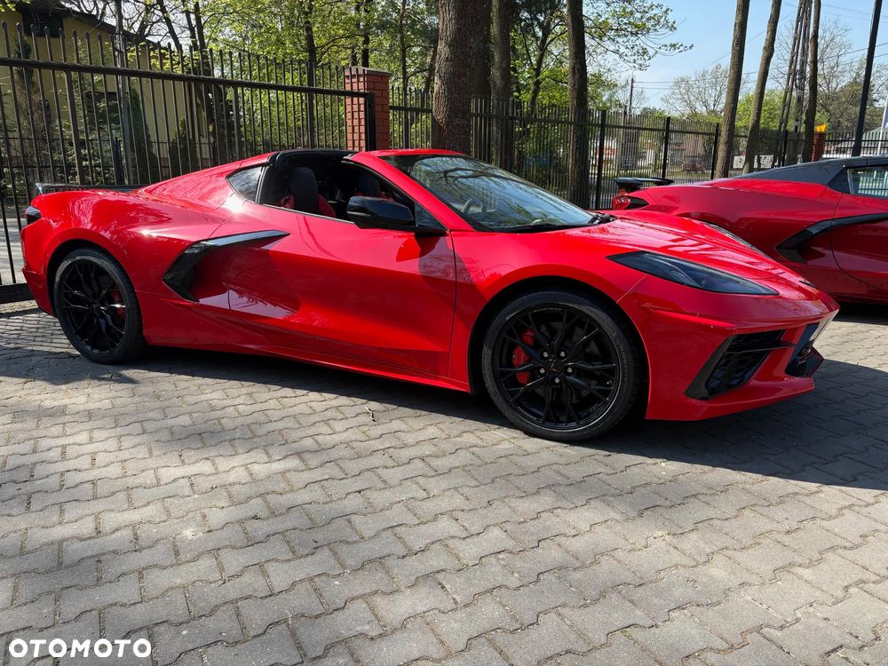 Chevrolet Corvette - 11