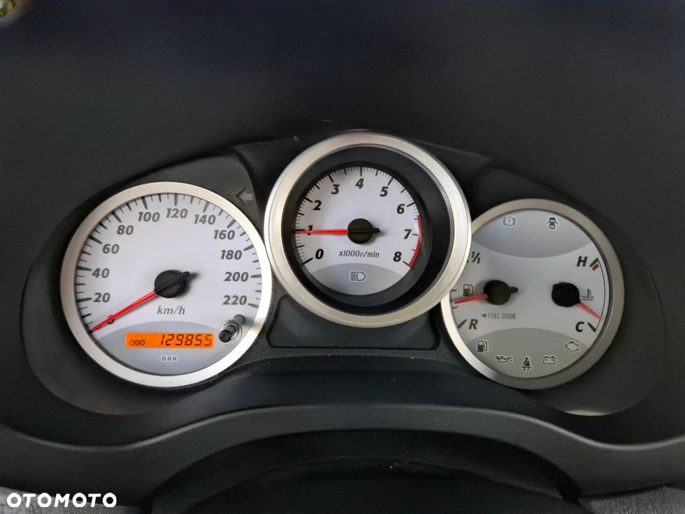 Toyota RAV4 2.0 VVT-i Luna - 8