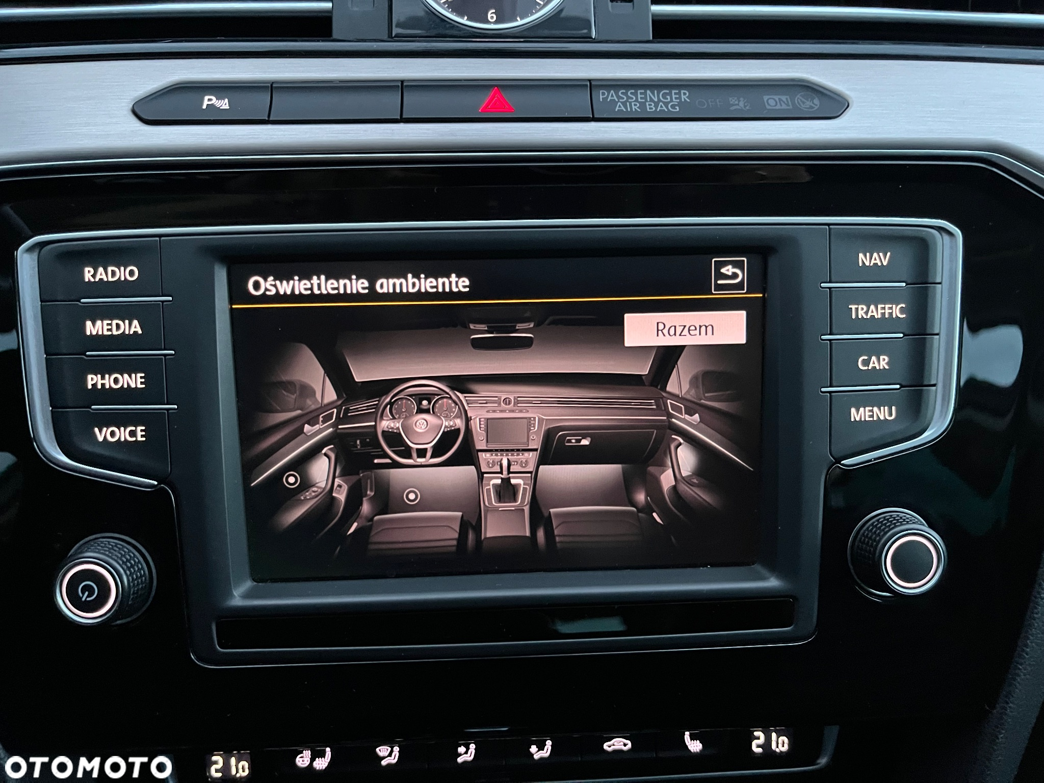 Volkswagen Passat Variant 2.0 TDI SCR DSG Highline - 41