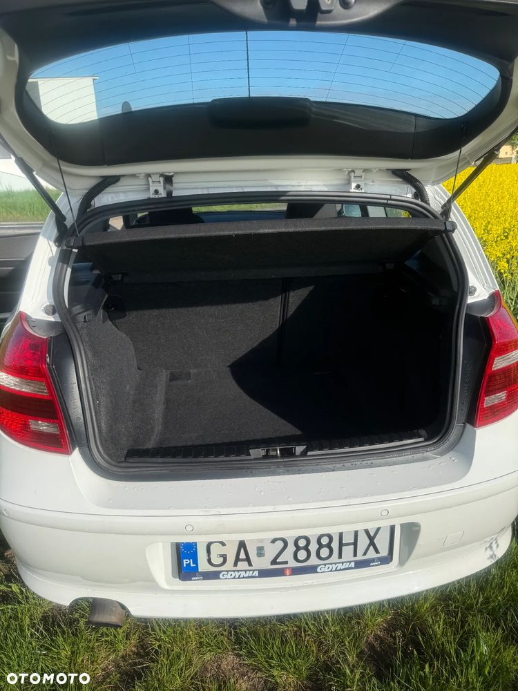 BMW Seria 1 116d DPF Edition Sport - 12