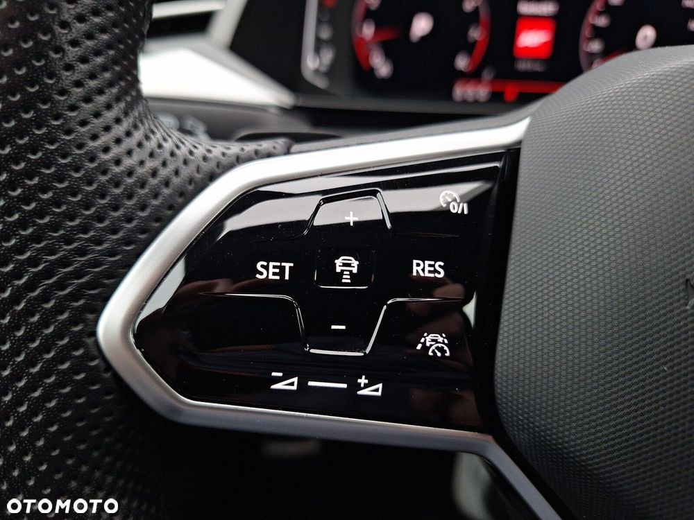 Volkswagen Arteon 2.0 TSI R-Line DSG - 19