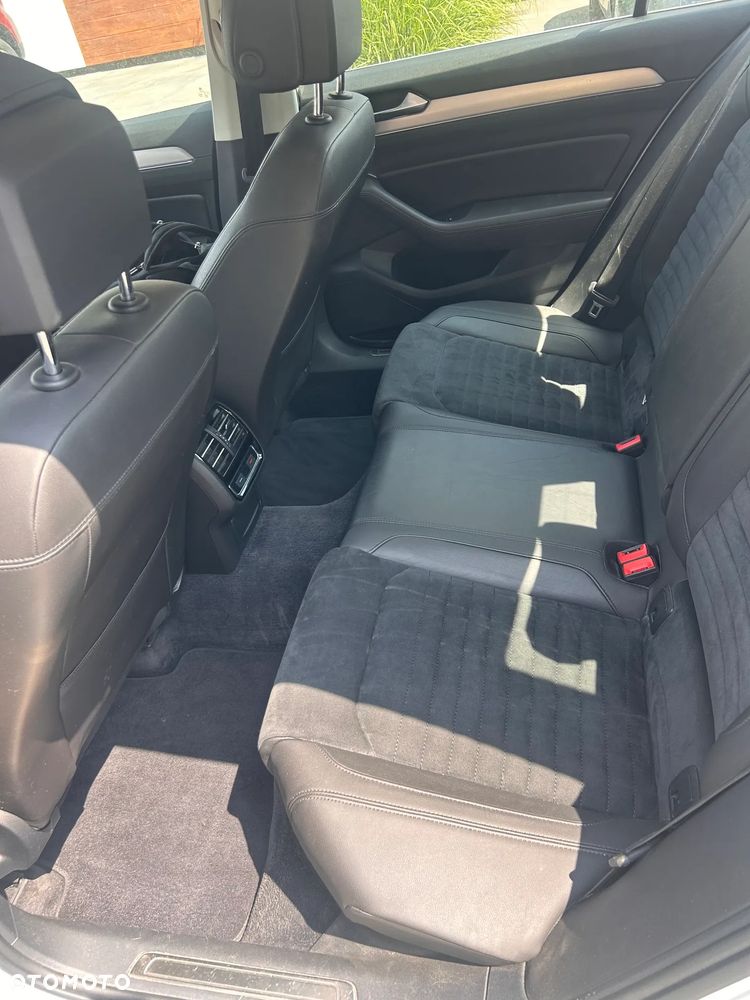 Volkswagen Passat ver-2-0-tdi-scr-trendline-dsg - 16