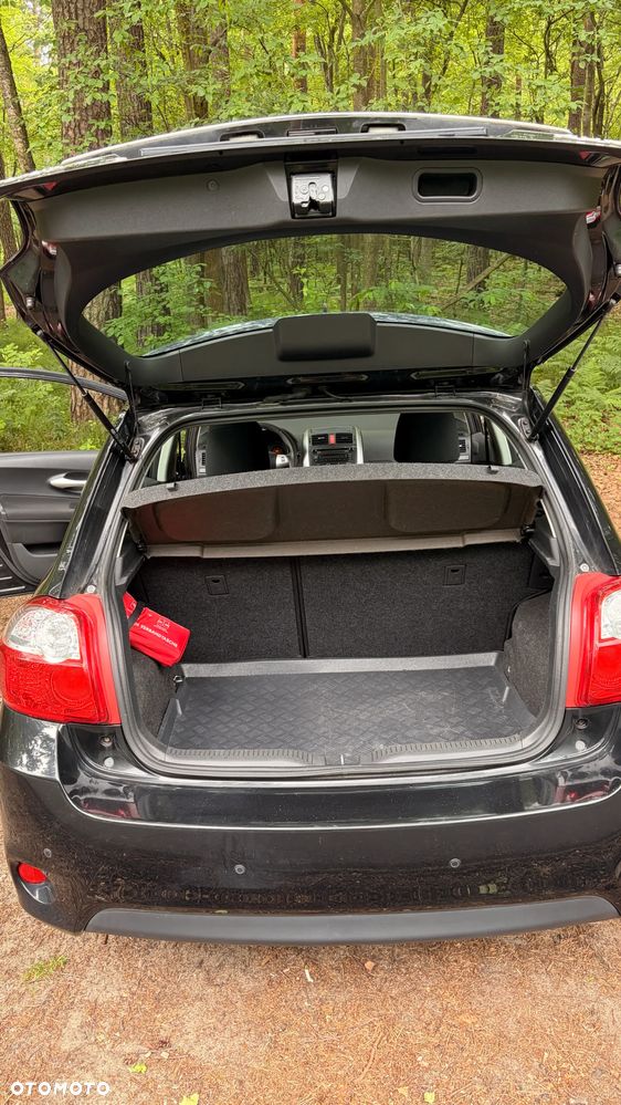 Toyota Auris 1.33 VVT-i Terra - 10