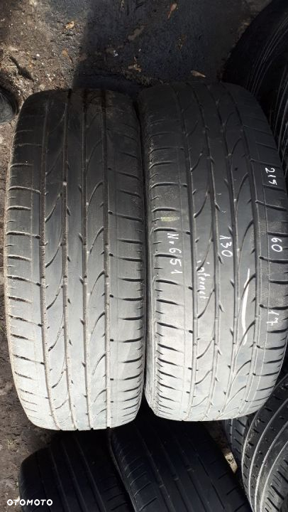 Bridgestone 215/60/17 nr 651