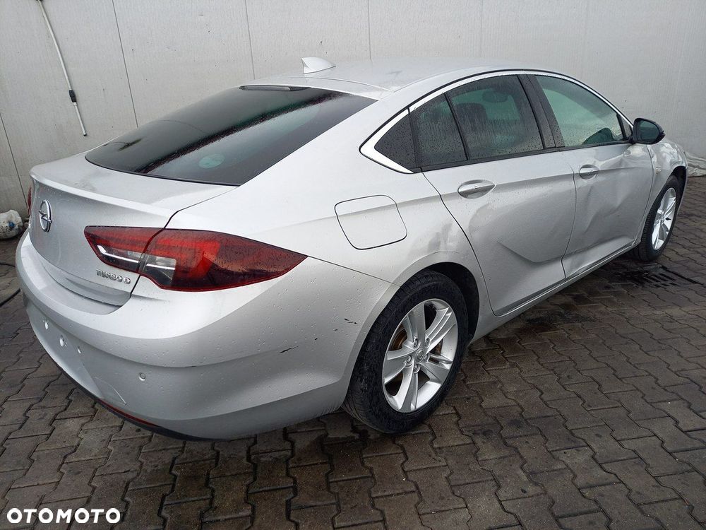 Opel Insignia - 4