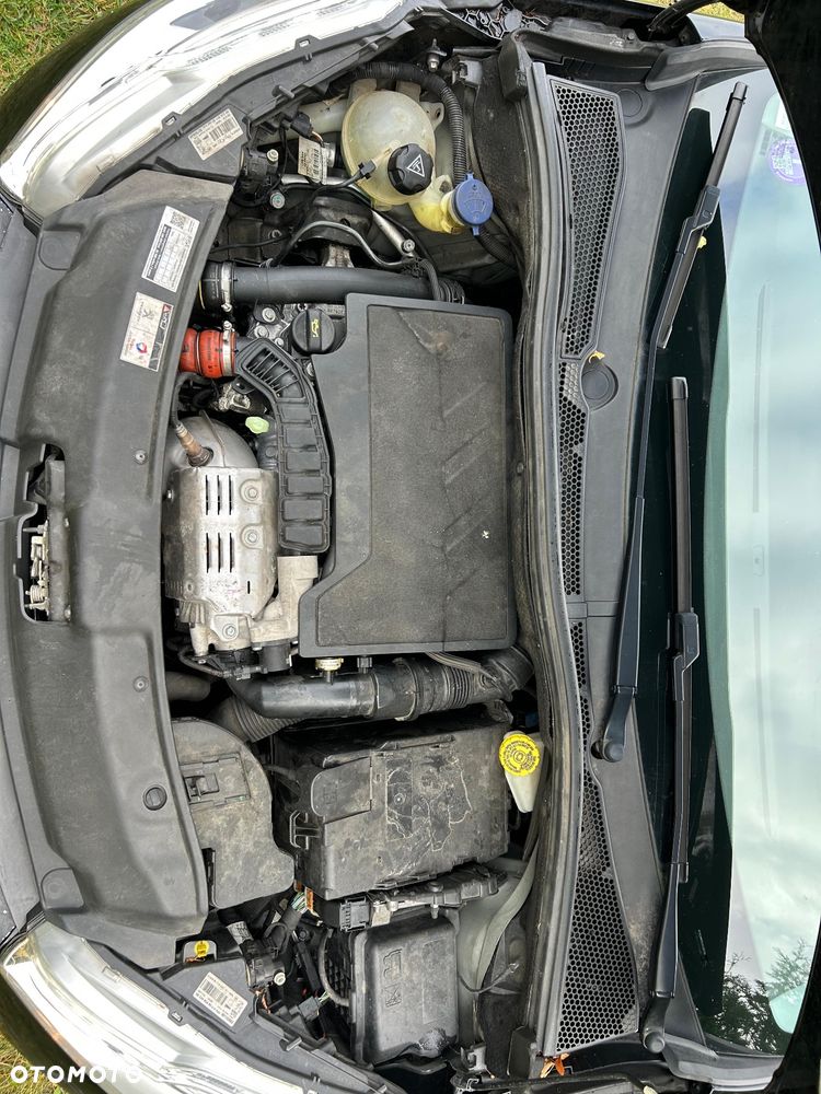 Peugeot 208 PureTech 110 Stop & Start Allure - 24
