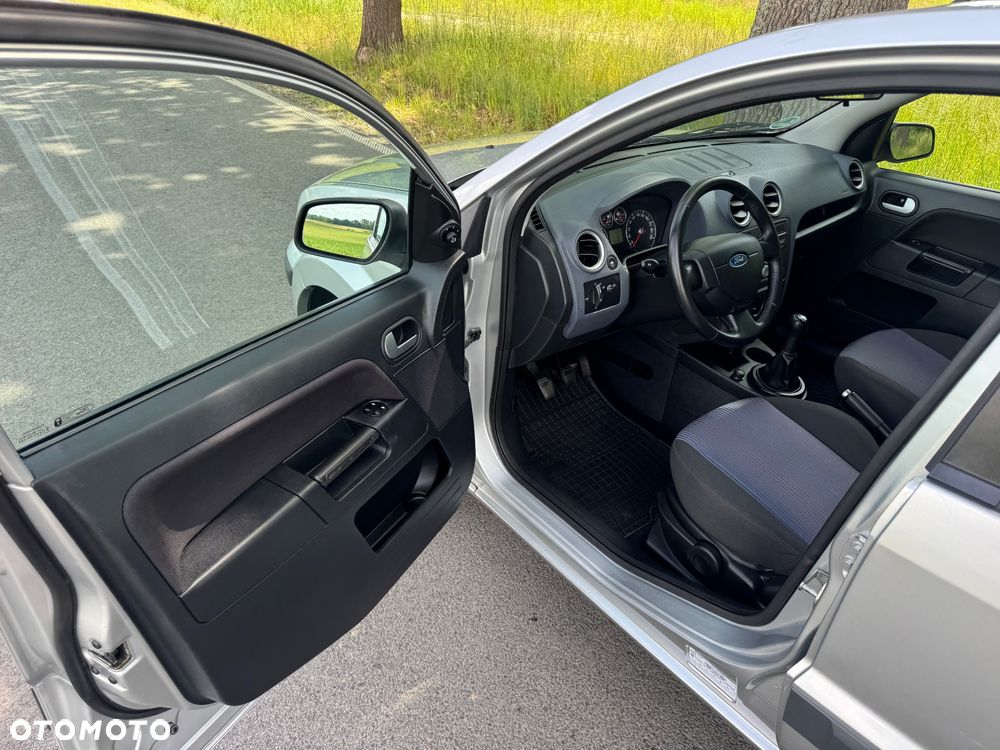 Ford Fusion 1.4 Fun - 21