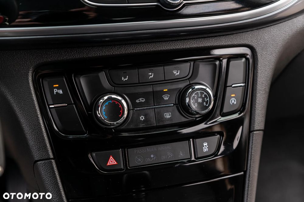 Opel Mokka X 1.4 ECOTEC Start/Stop Ultimate - 34