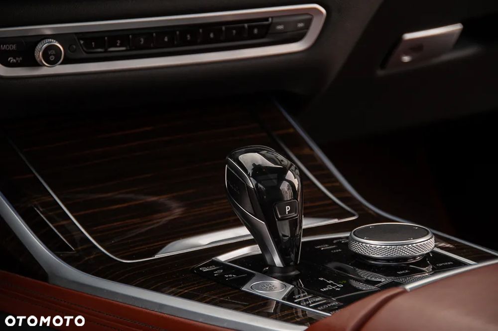 BMW X7 xDrive40d mHEV Individual Edition sport - 36