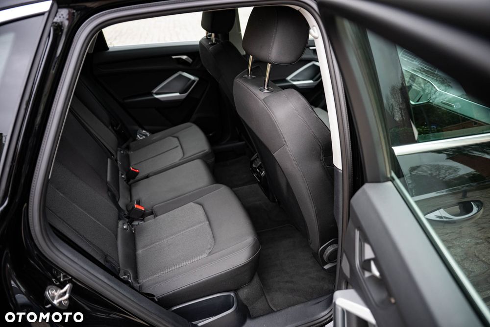 Audi Q3 35 TFSI mHEV S-Line S tronic - 22