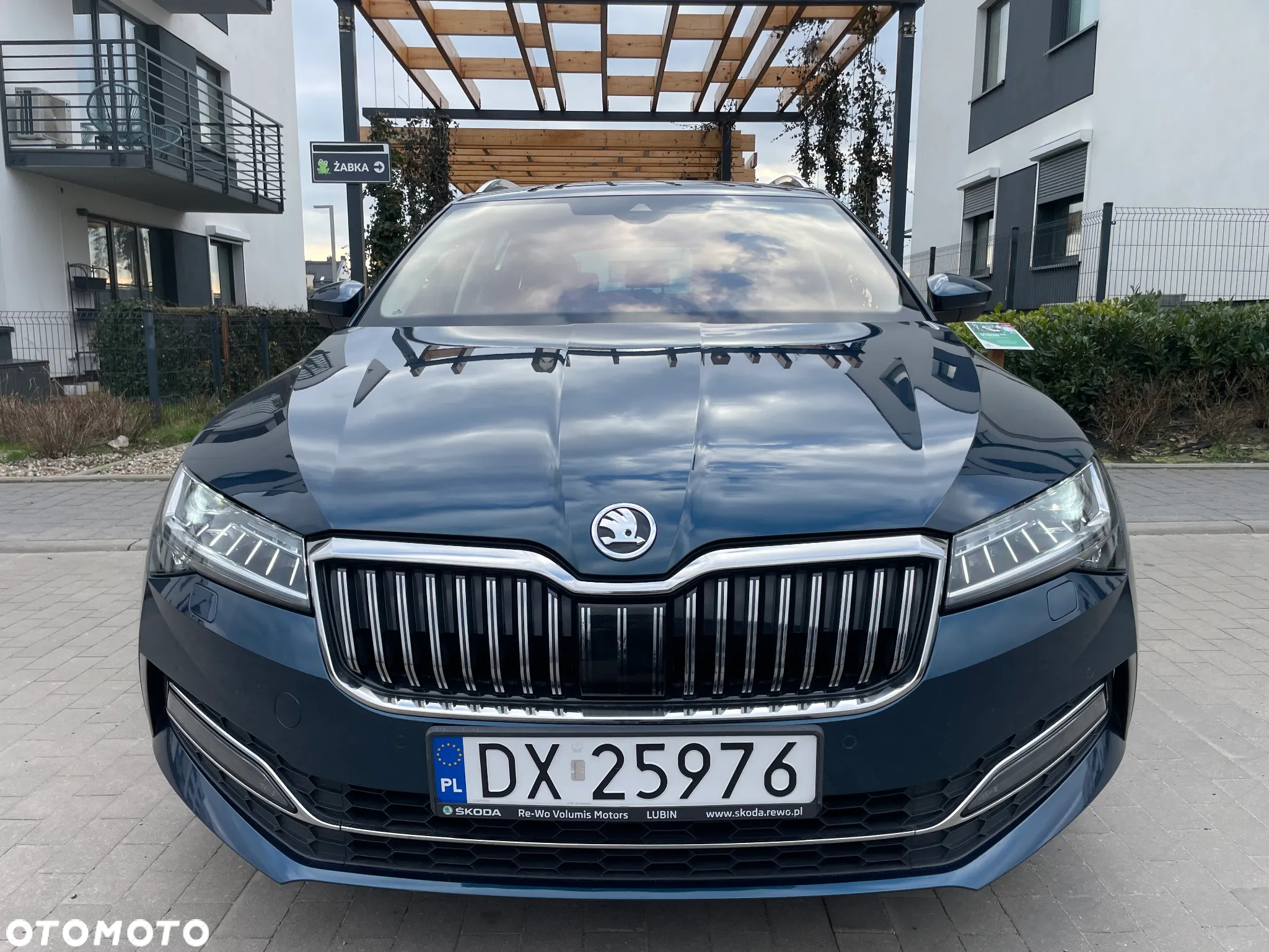 Skoda Superb 2.0 TDI 4x4 L&K DSG - 9