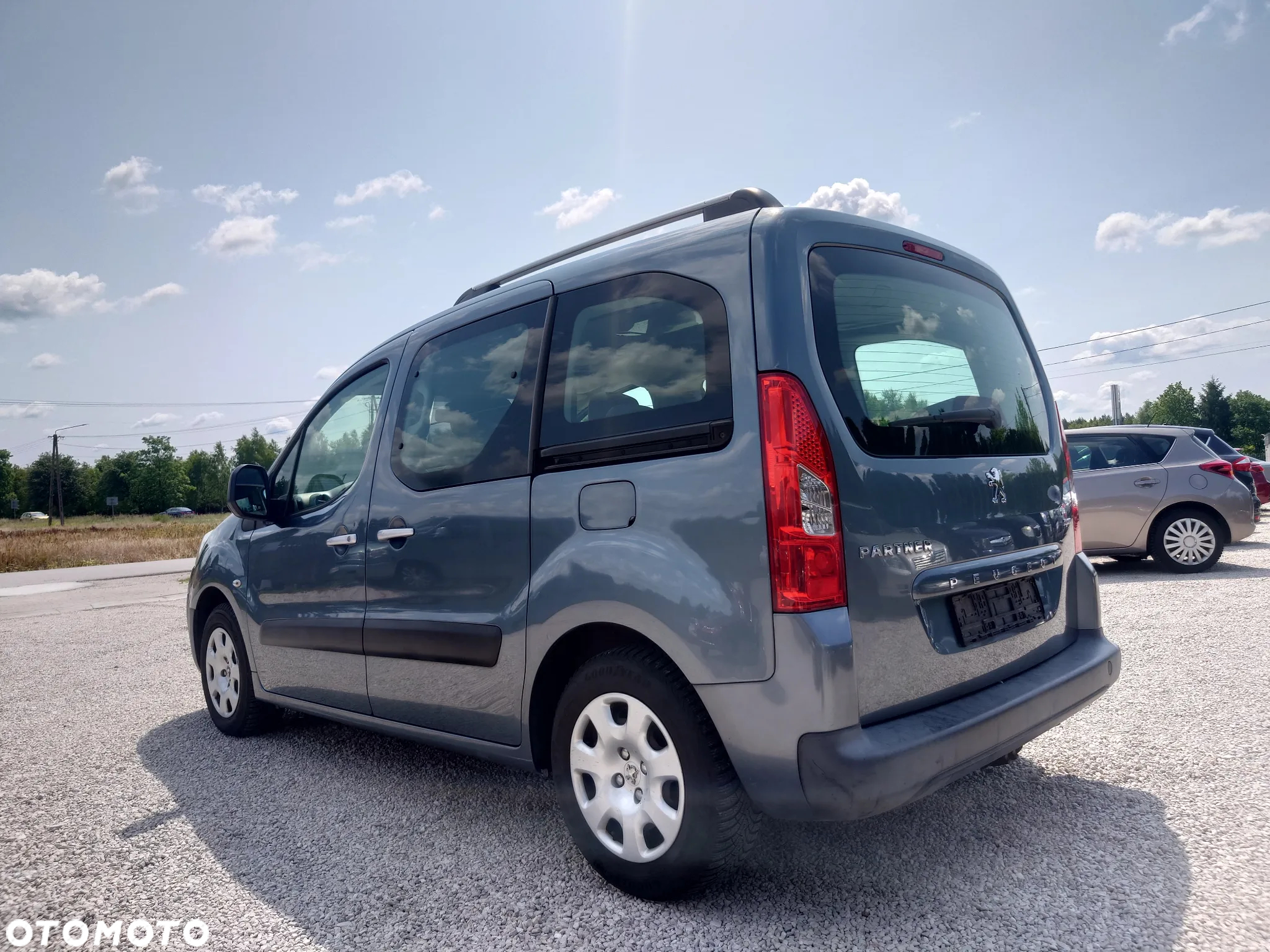 Peugeot Partner Tepee 120 VTi Family - 4