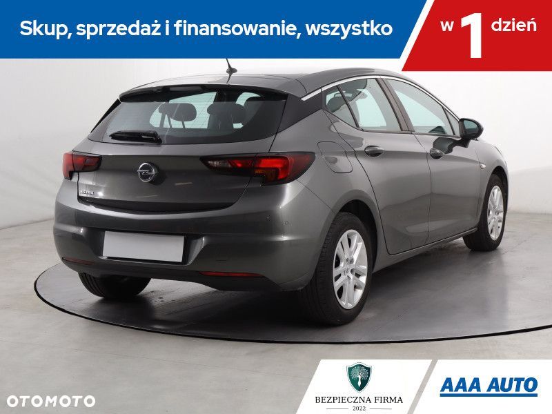Opel Astra - 6