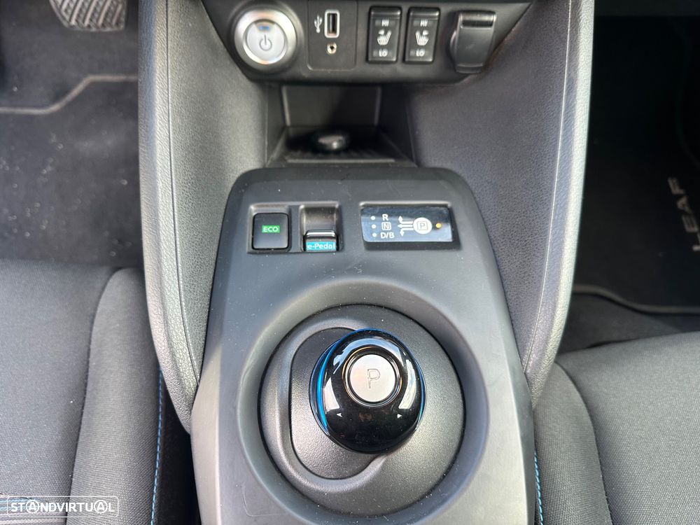 Nissan Leaf 39 kWh Acenta - 16