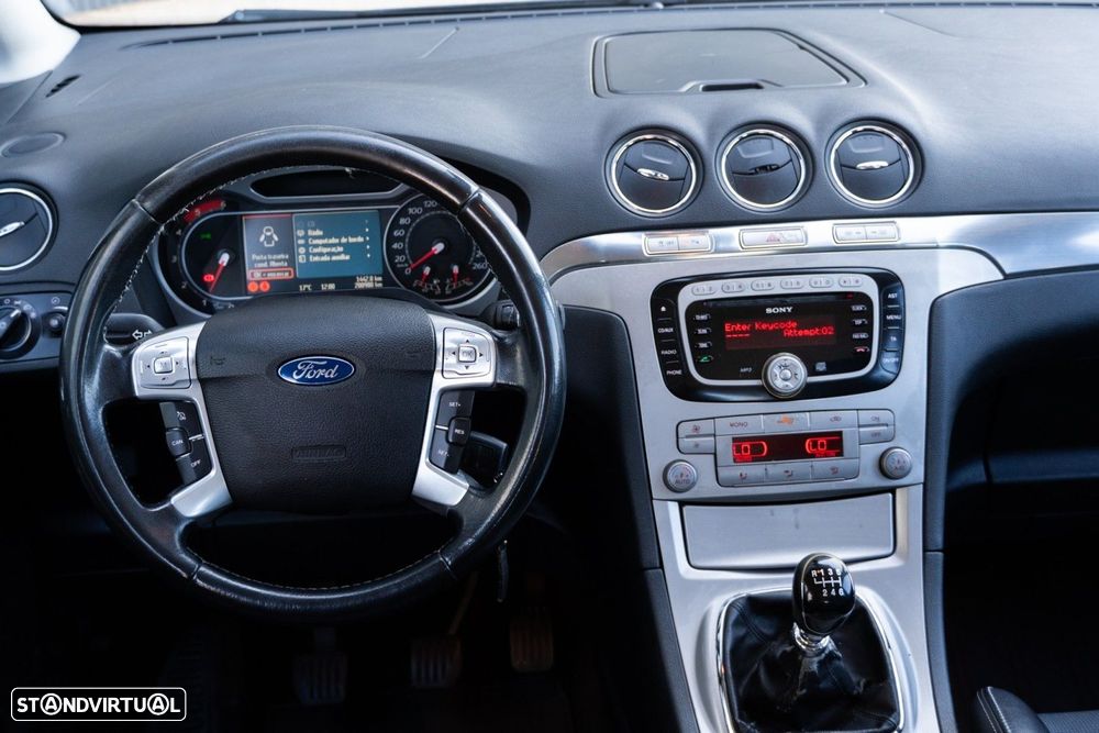 Ford S-Max 1.8 TDCi Titanium 7L - 7