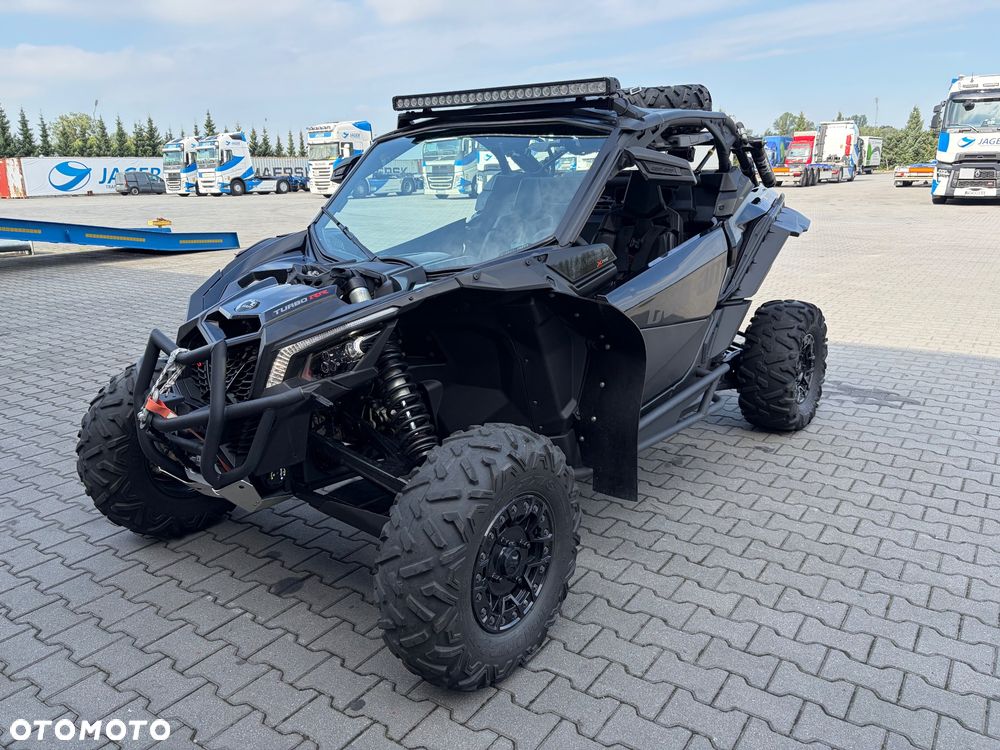 Can-Am Maverick - 1