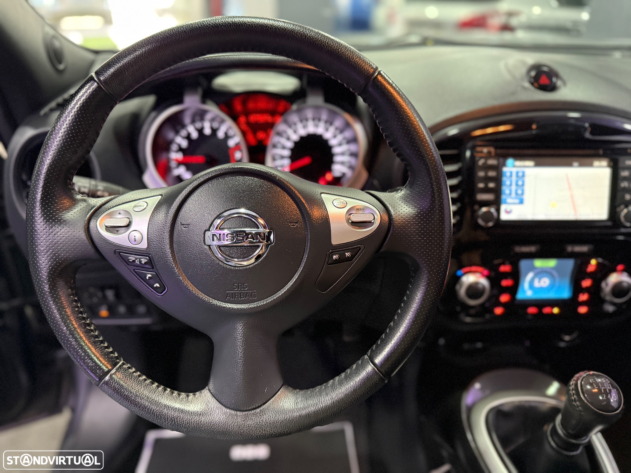 Nissan Juke 1.2 DIG-T Tekna Premium Ext.1 Black T. - 40