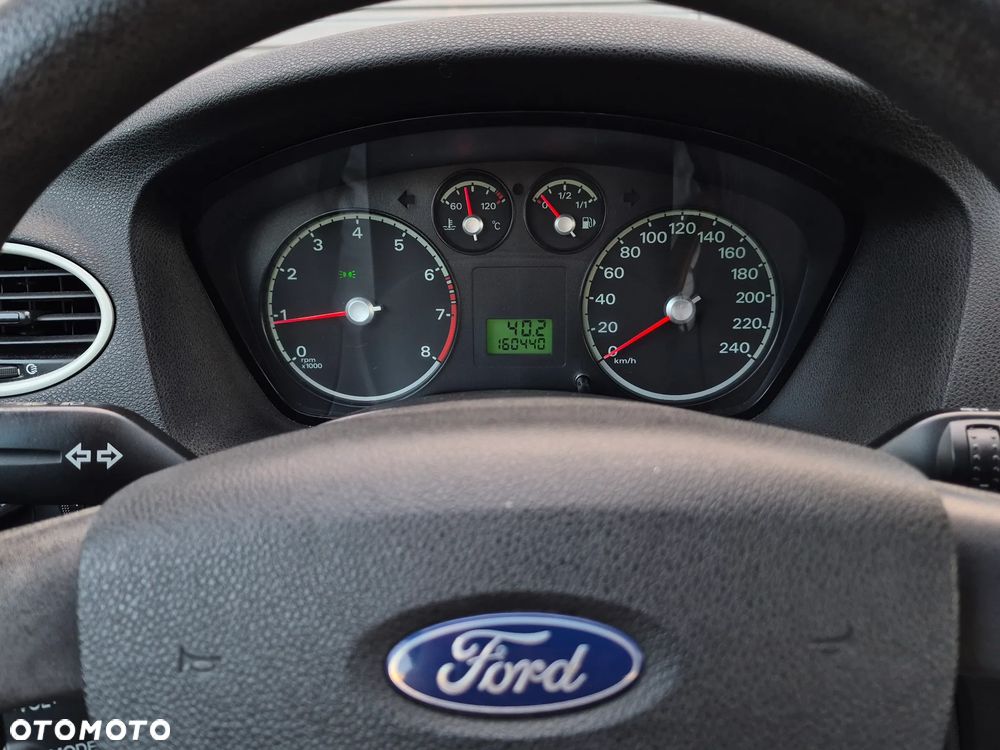 Ford Focus 1.6 16V Fun - 13