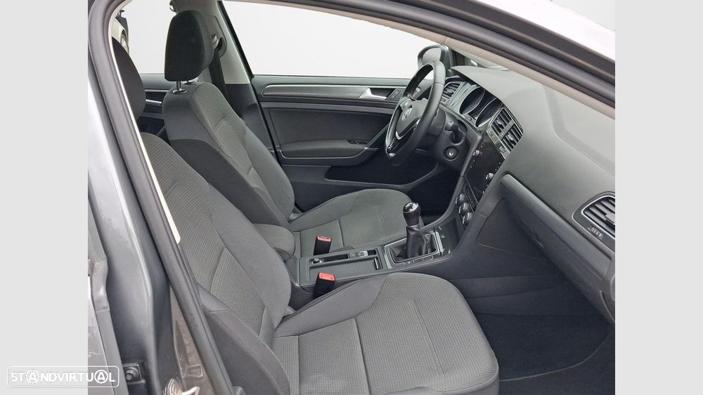 VW Golf 1.0 TSI Confortline - 13