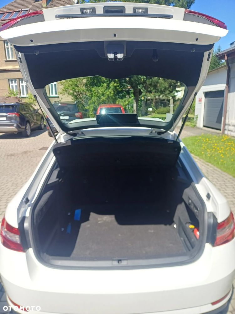Skoda Superb 2.0 TDI Active - 5