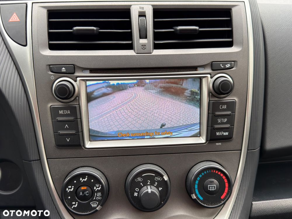 Subaru Trezia 1.4D Active Sport - 11