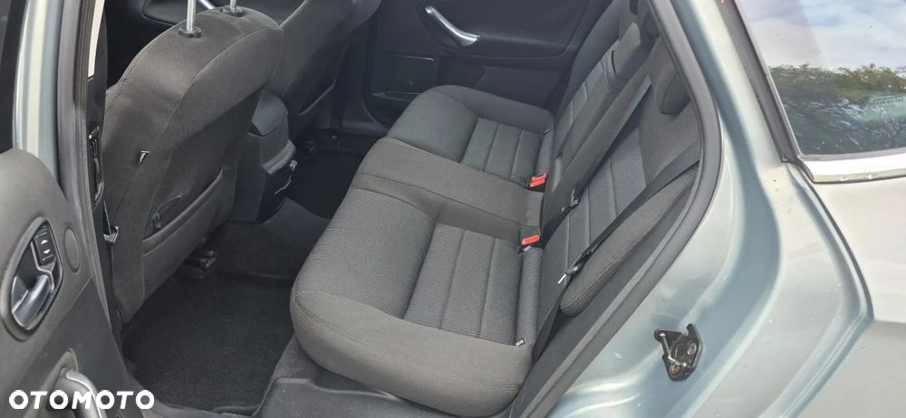 Ford Mondeo 2.0 FF Titanium - 13