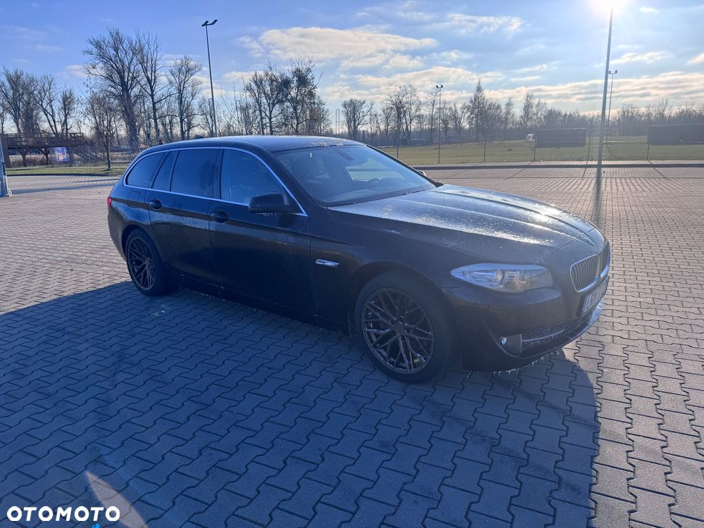 BMW Seria 5 520d - 4